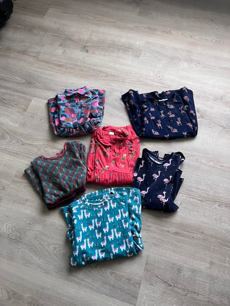Set met 6 meisjes jurken maat 116, Enlèvement ou Envoi, Comme neuf, Fille, Robe ou Jupe
