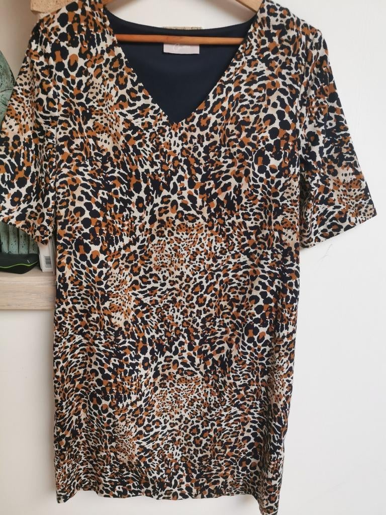 Mooi nieuw kleedje met tijgerprint, Kleding | Dames, Jurken, Ophalen of Verzenden, Nieuw, Maat 36 (S), Knielengte