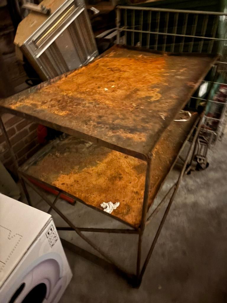 Oude (1950), werktafels, mobiel, Enlèvement, Utilisé