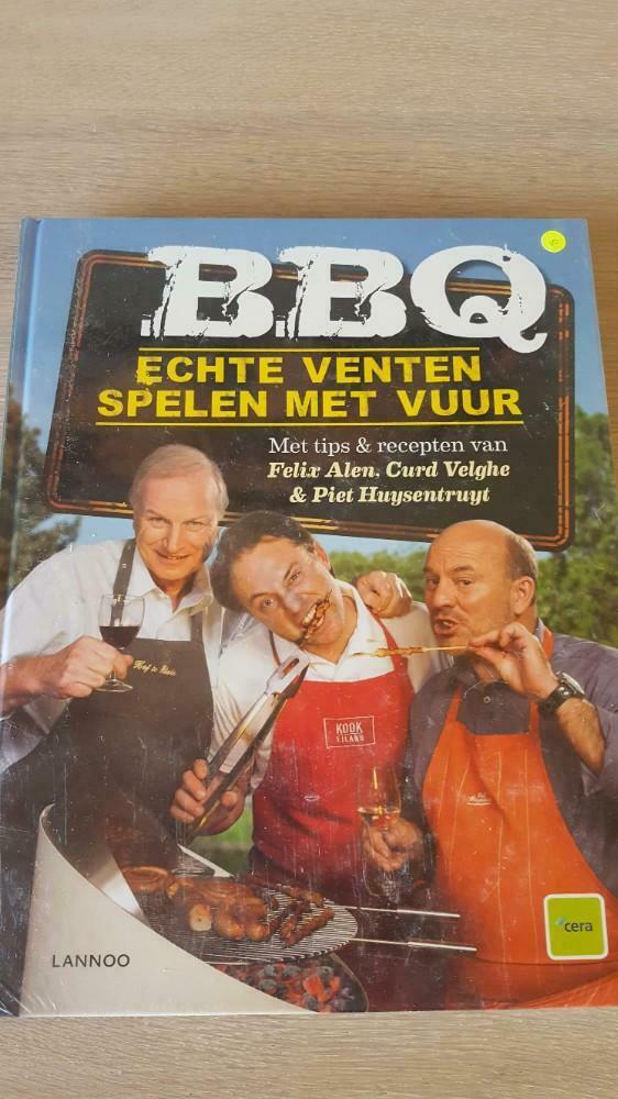 Bbq kookboek, nieuw, nog in plastiek, Ophalen of Verzenden, Zo goed als nieuw
