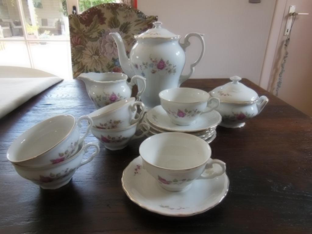 * servies Epiag, Czechoslovakia, Antiquités & Art, Antiquités | Services (vaisselle) pièces, Enlèvement ou Envoi