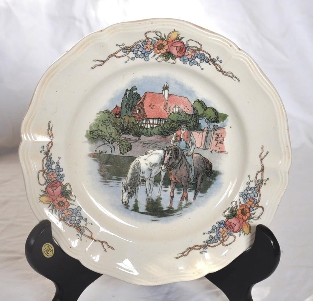 assiette a dessert Sarreguemines Obernai chevaux cavalier, Antiek en Kunst, Ophalen of Verzenden