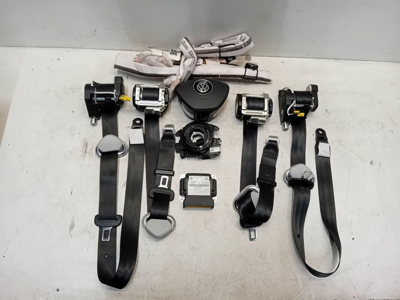 Airbag set Volkswagen Caddy, Onderdelen@venauto.nl, Van der Ven Autorecycling B.V., Gebruikt, Ettenseweg 76, 4706 PB Roosendaal, The Netherlands