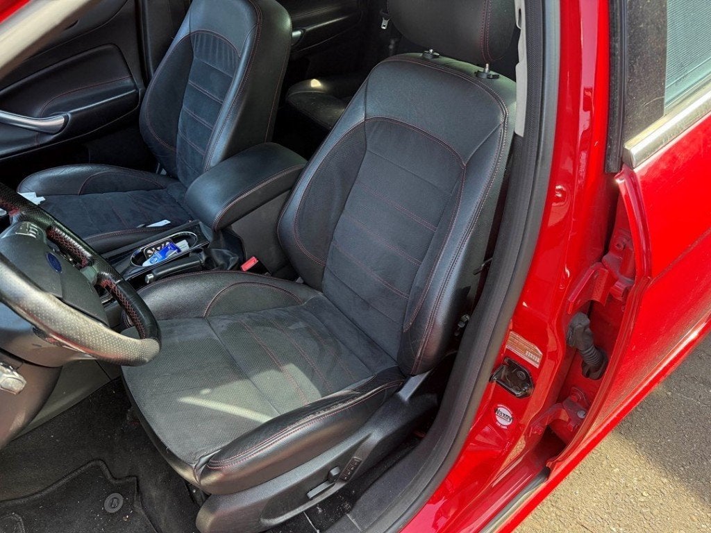 INTERIEUR Ford Mondeo IV (01-2007/01-2015), Gebruikt, Henry-Ford-Straße  1
50735  Köln, DE, Ford-Werke GmbH, Kunden@ford.com