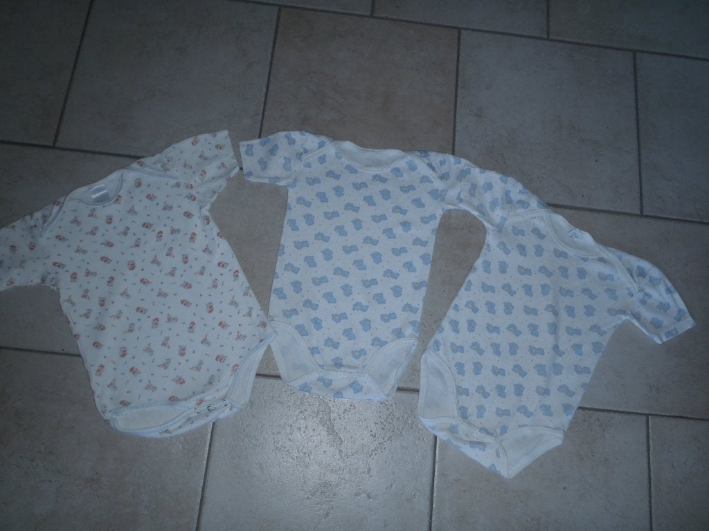 1 lot de 3 body taille 80, Enlèvement ou Envoi, Utilisé, Garçon, Vêtements de nuit ou Sous-vêtements