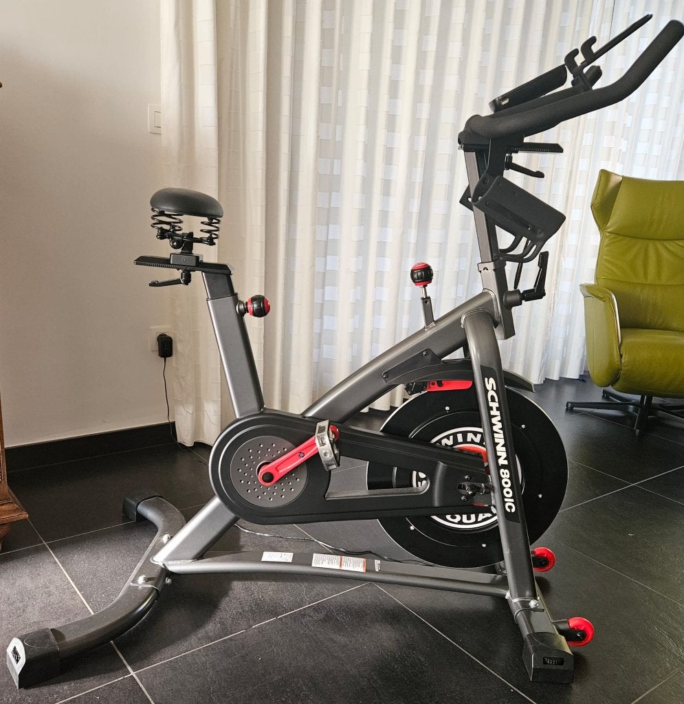 Schwinn 800IC Spinningfiets – Bluetooth /Zwift + extra zadel, Ophalen, Spinningfiets, Nieuw, Metaal