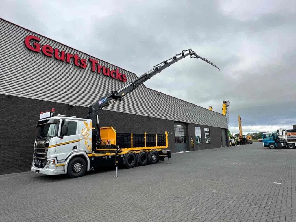 Scania R530 V8 NGS 8X4 TRIDEM MET HYVA 2Z KIPPER + HMF 5020-, Autos, Argent ou Gris, Achat, Chauffage de stationnement, Euro 6