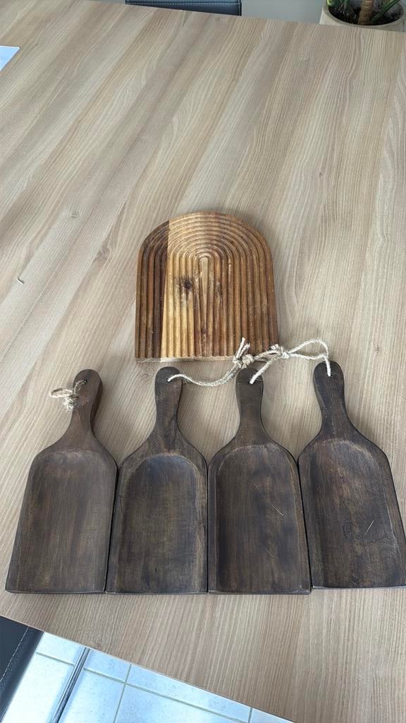 Mooie houten serveerplankjes, Enlèvement, Comme neuf, Tasse(s) et/ou soucoupe(s)