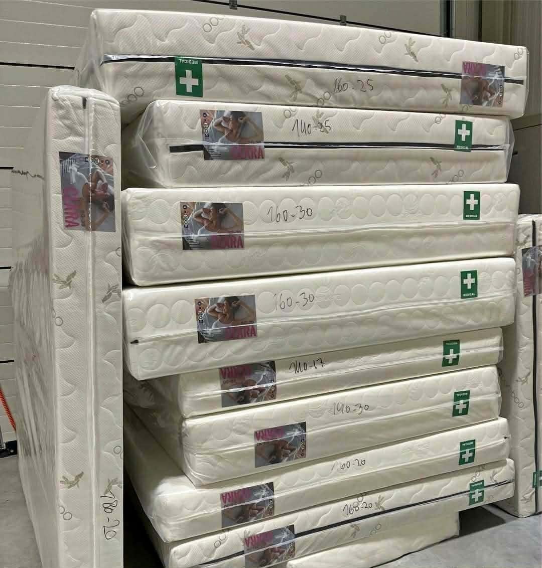 Matelas disponibles en dimensions 90, 140, 160, 180 x 200, Maison & Meubles, Neuf, 90 cm, Matelas, Enlèvement ou Envoi
