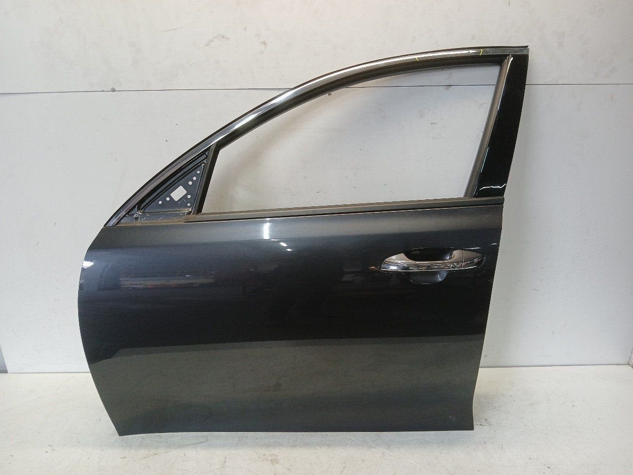 Portier links voor Kia Optima, Onderdelen@venauto.nl, Van der Ven Autorecycling B.V., Ettenseweg 76, 4706 PB Roosendaal, The Netherlands
