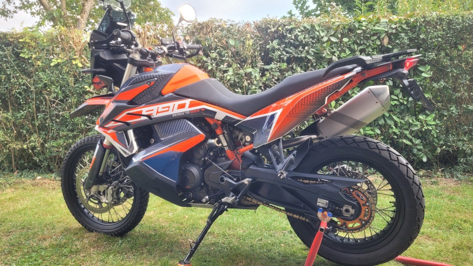 KTM 890 ADVENTURE R, Motoren, 2 cilinders, Particulier, Overig, Handvatverwarming