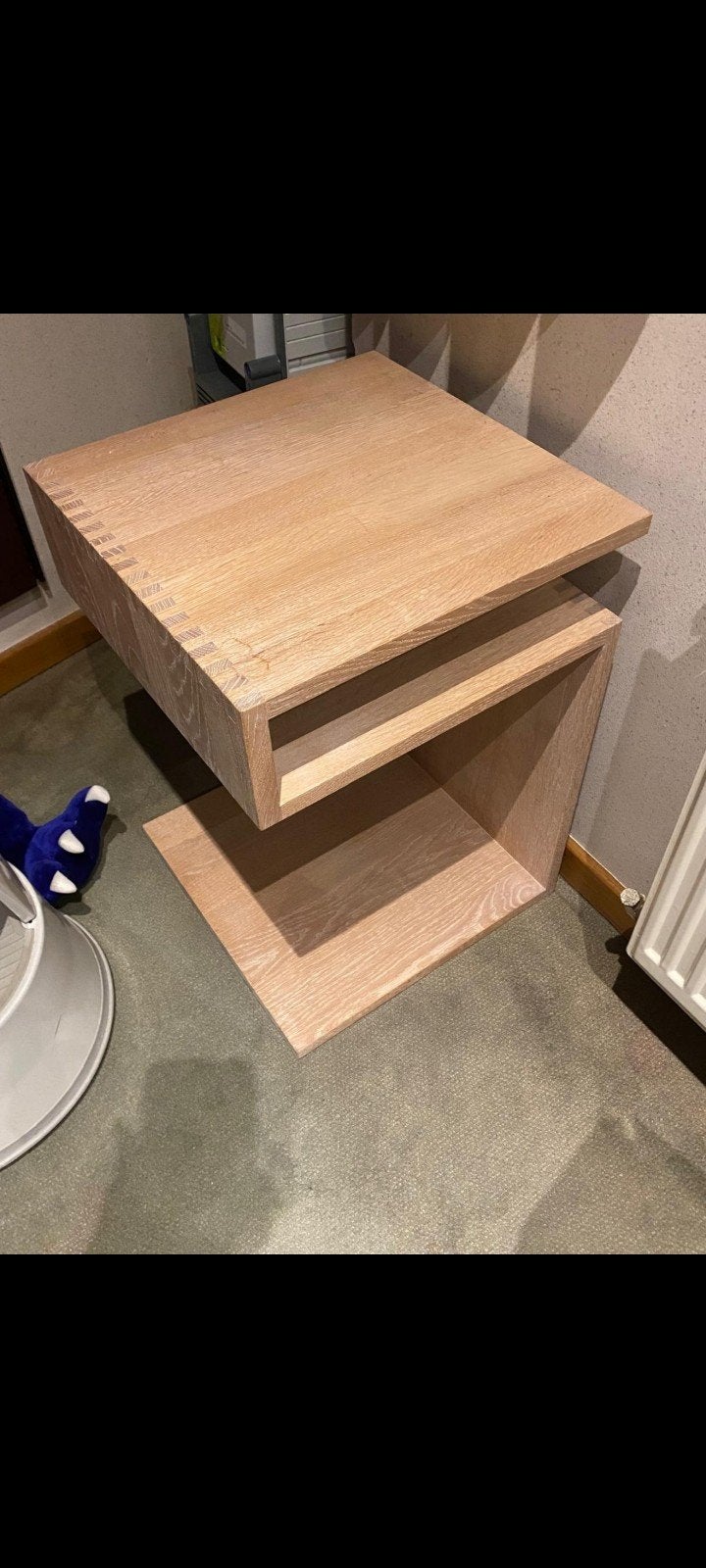 Bijzettafel lichte eik model Lambert, Ophalen