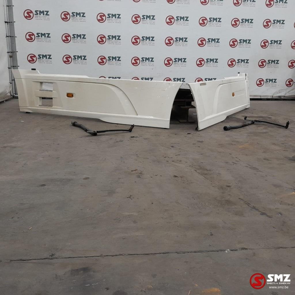 Occ set side skirts L/R DAF, Auto-onderdelen, Gebruikt, DAF, Ophanging en Onderstel