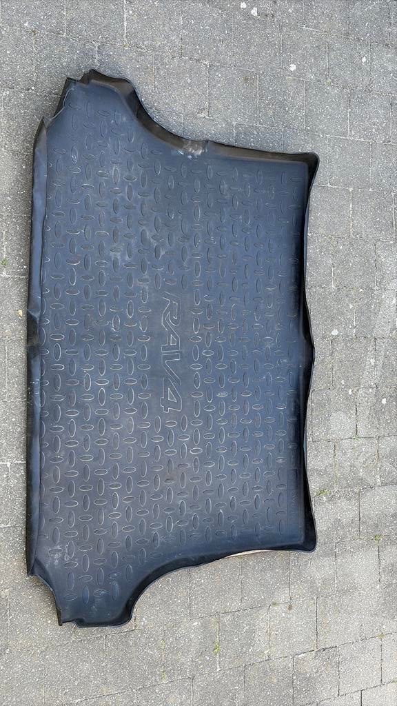Tapis de protection pour valise Toyota RAV 4, Enlèvement, Utilisé, Toyota