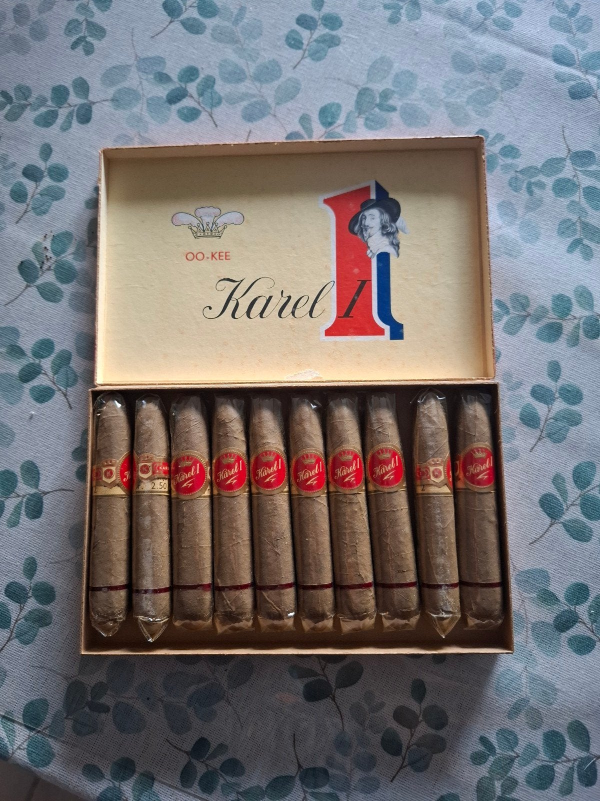 ancienne boîte en carton  a cigare  compléte, Collections, Enlèvement ou Envoi