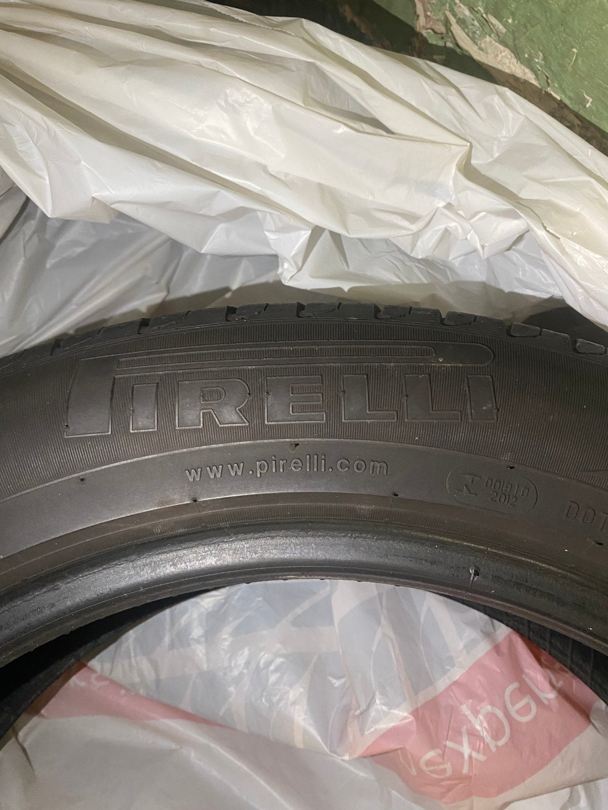 Pneus Pirelli 4 pieces, Enlèvement, Comme neuf
