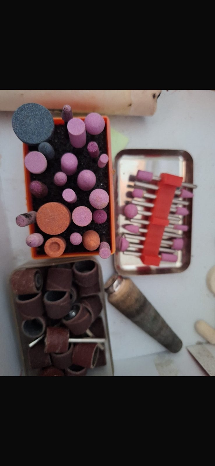 Lot polijstgereedschap–Menzerna,borstels,slijpsteentjes,vilt, Ophalen, Gebruikt