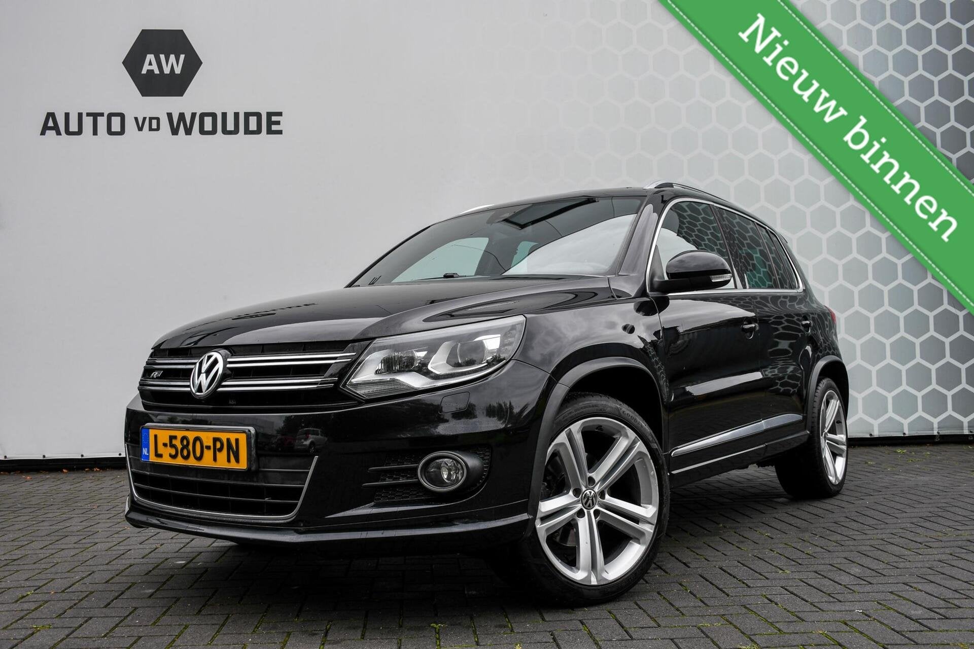 Volkswagen Tiguan 2.0 TSI Sport&Style 4Motion R-line, Auto's, Automaat, Euro 5, Stof, Zwart