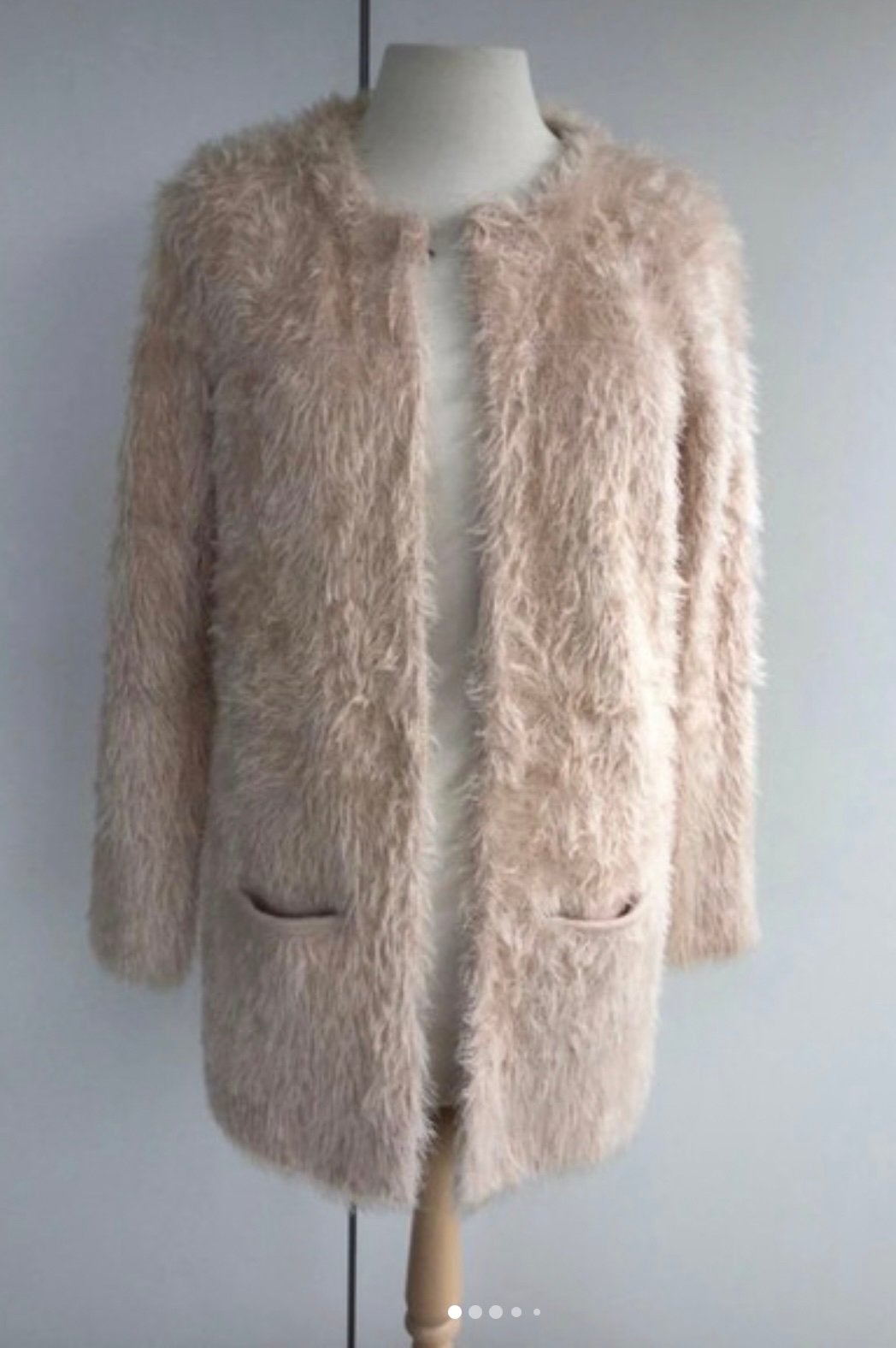 Gilet pour femme couleur saumon Millenium TU, Enlèvement ou Envoi, Comme neuf, Autres couleurs