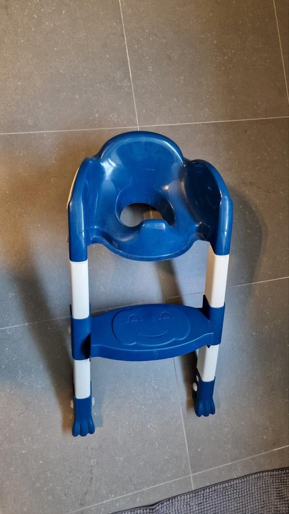 WC verkleiner met trapje, Ophalen