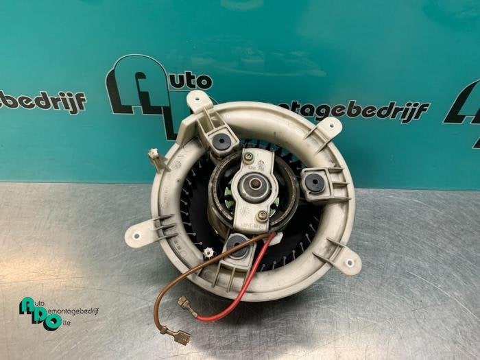 Moteur de ventilation chauffage d'un Mercedes E-Klasse (E-Kl, 3 mois de garantie, Utilisé, -, -