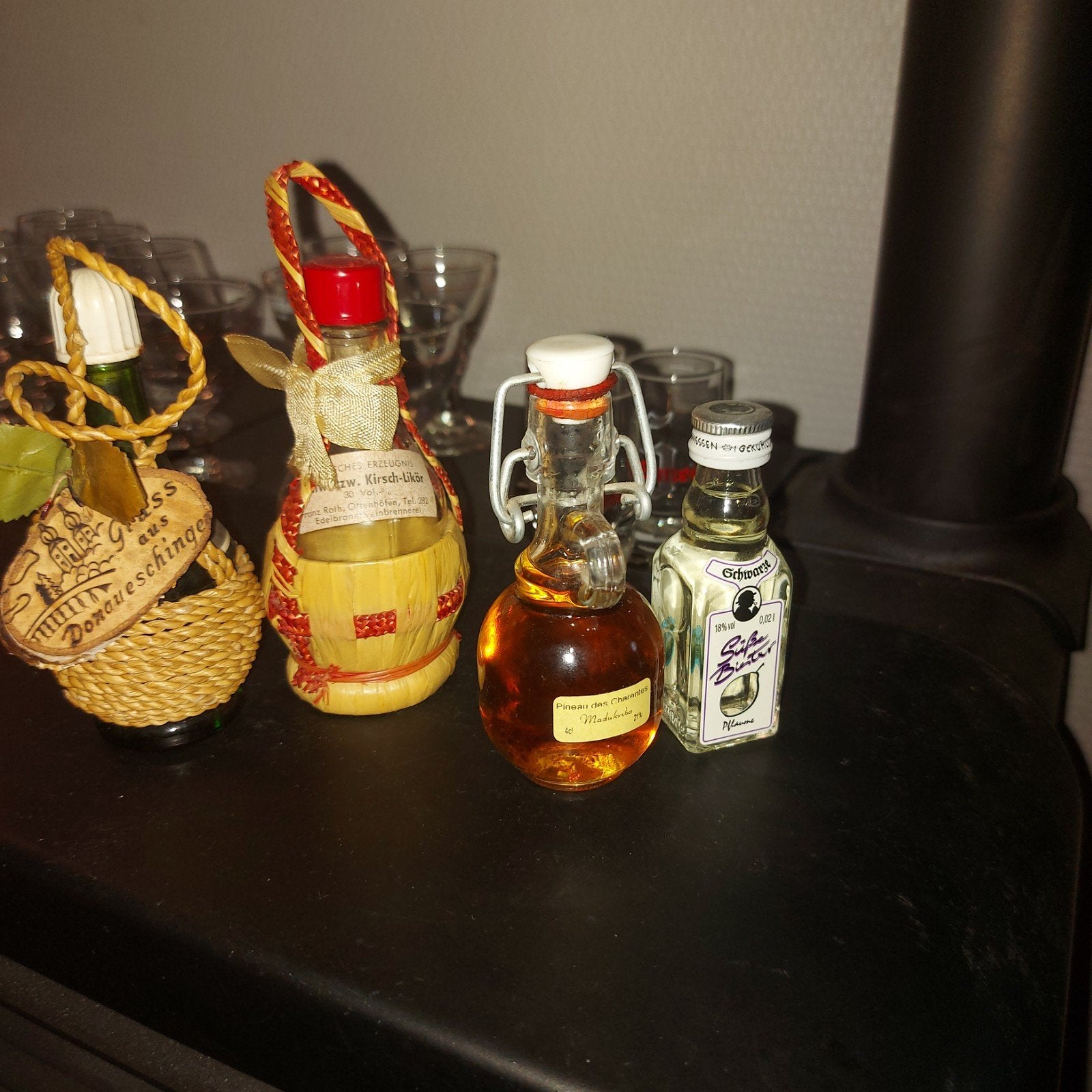 2 petites bouteilles pour la collecte, Enlèvement ou Envoi, Pleine