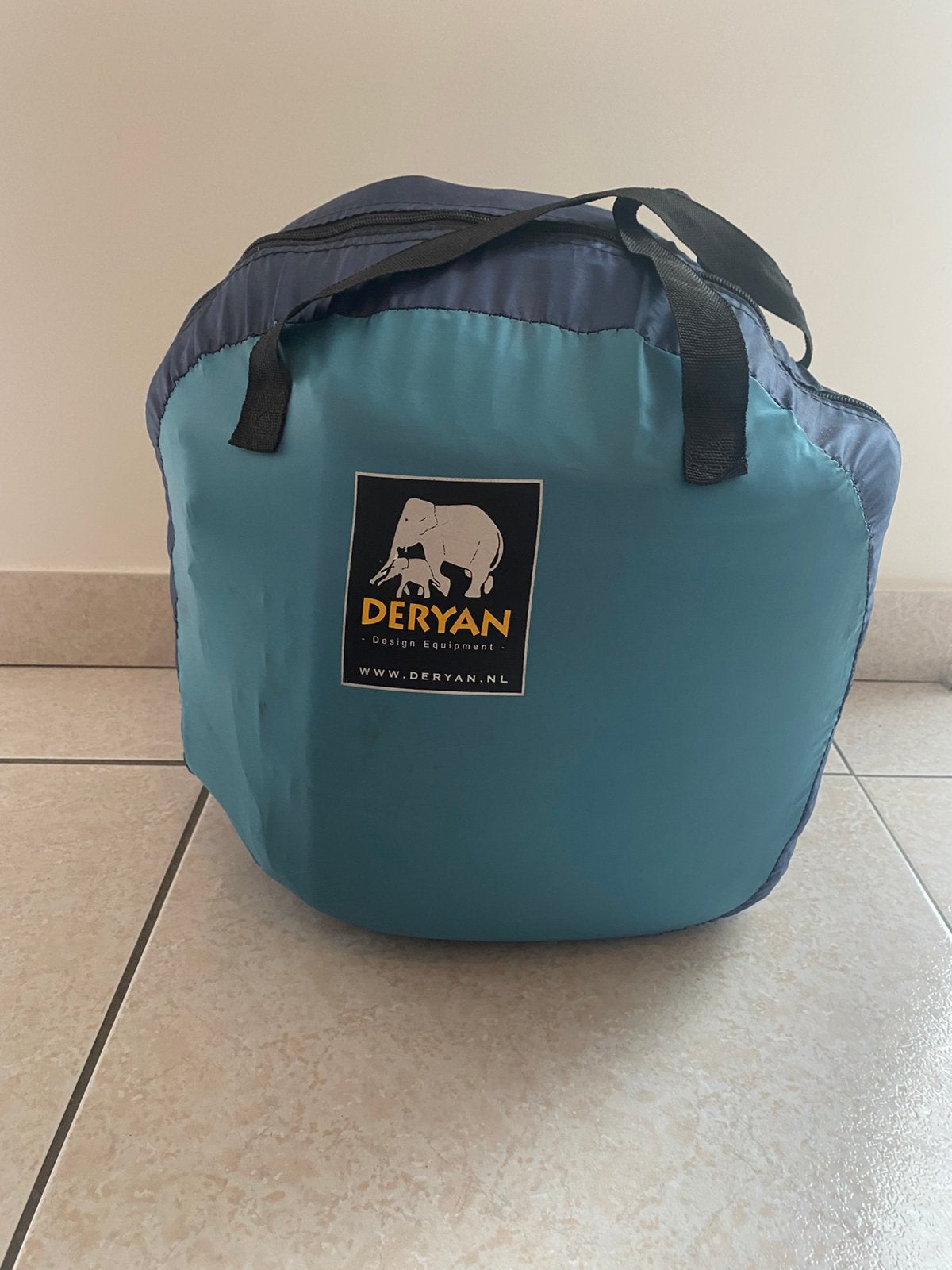 Deryan peuter luxe campingbedje, Ophalen, Zo goed als nieuw