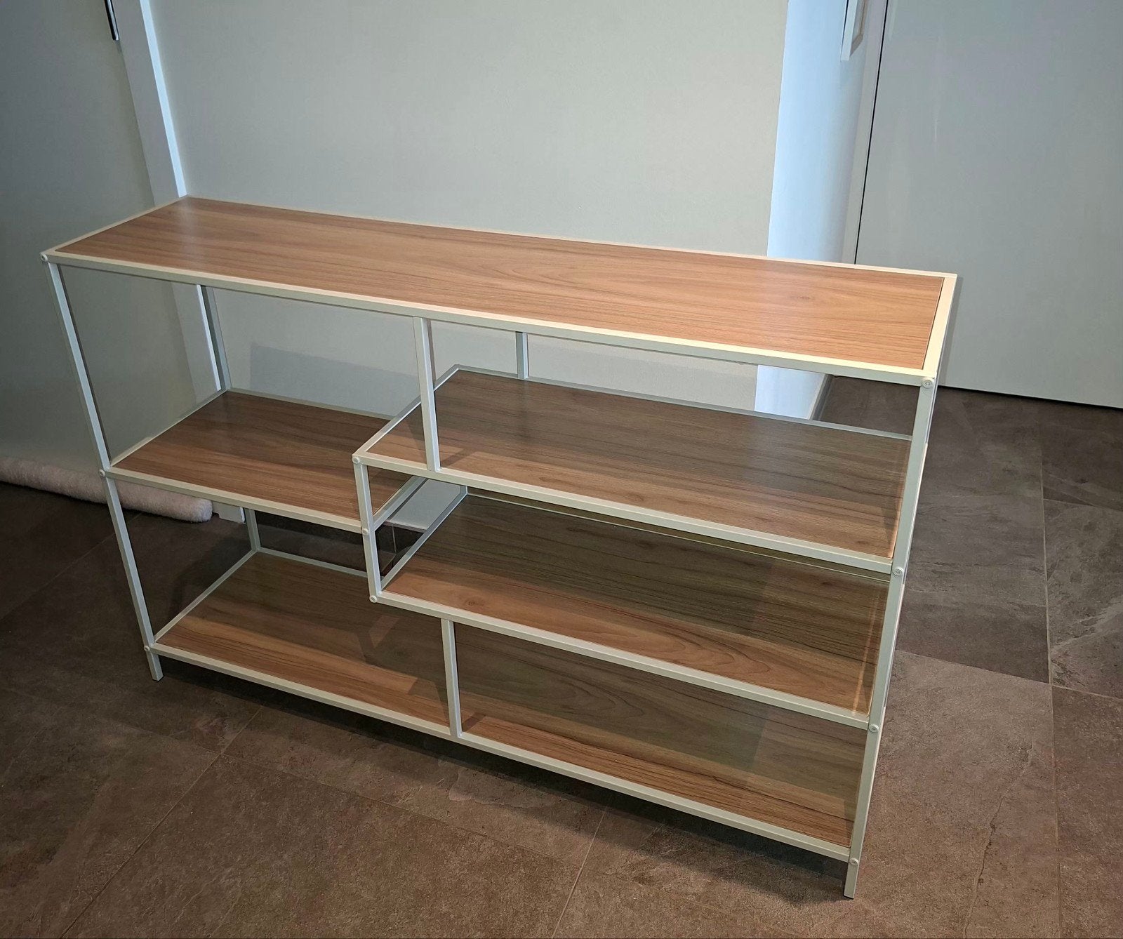 Wandkast, Ophalen, Nieuw