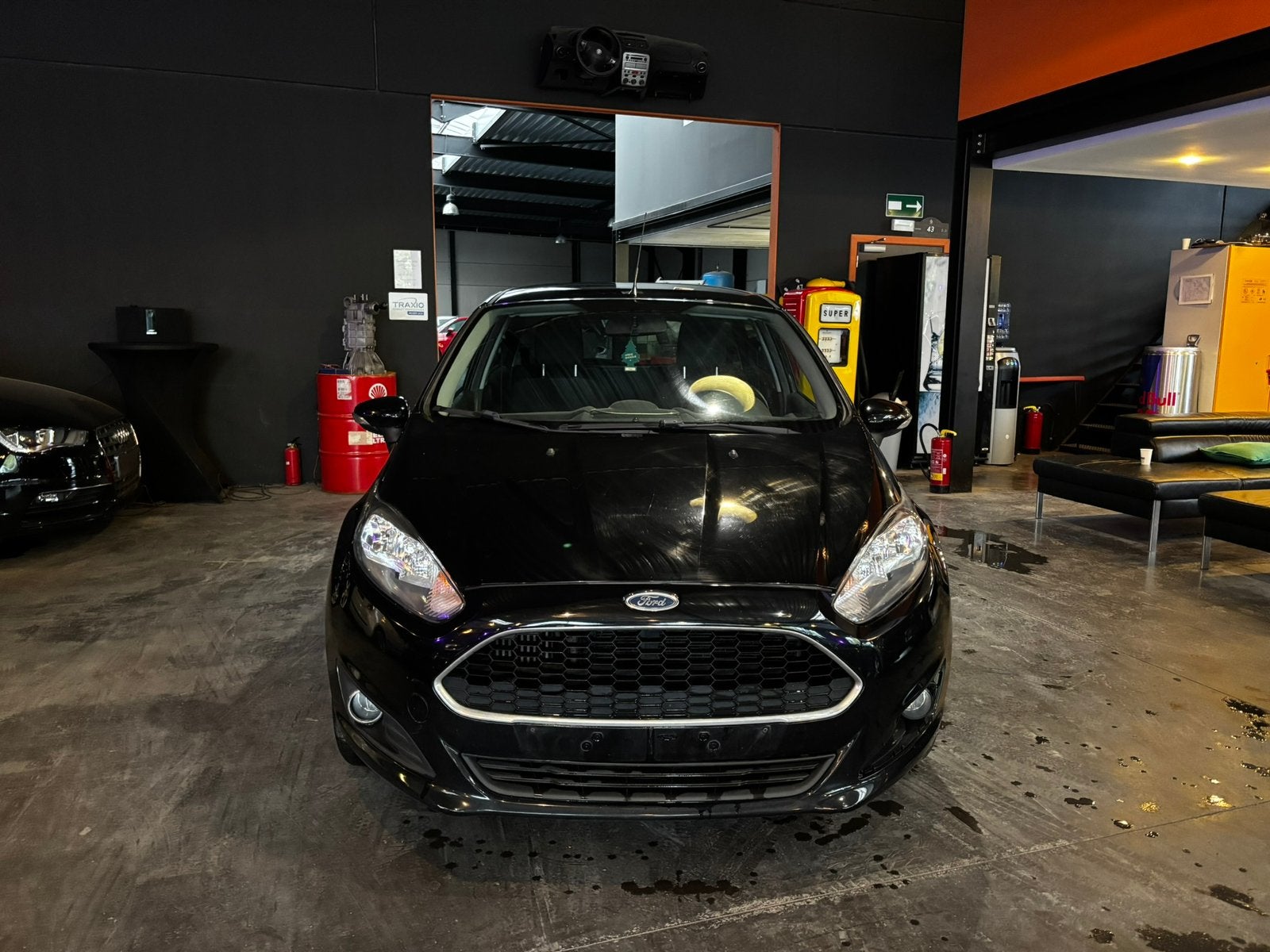 Ford fiesta 1.0ecoboost Trend automatique/12 mois de garanti, Auto's, Ford, Euro 5, Stof, Zwart, Zwart