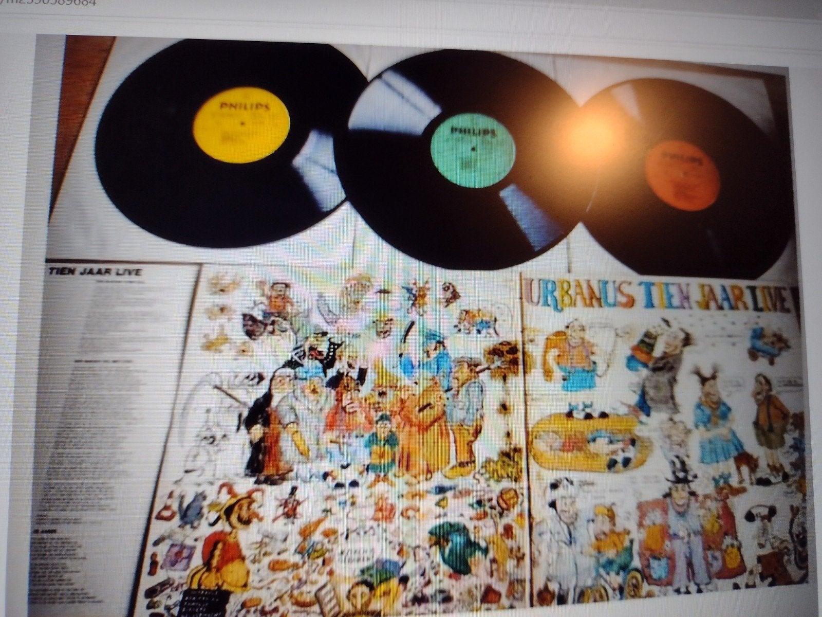 BELPOP 3 LP: URBANUS TIEN JAAR LIVE + insert (1983), CD & DVD, Vinyles | Néerlandophone, Comme neuf, Autres genres, LP, Housse de protection extérieure