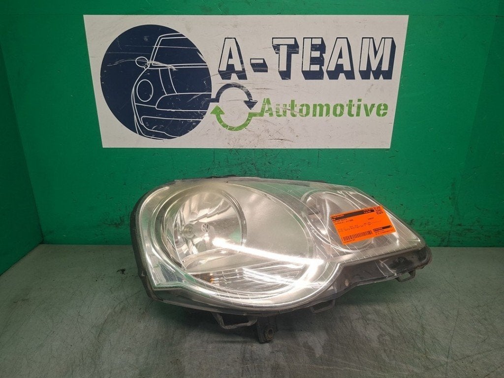 PHARE / OPTIQUE AVANT DROIT Volkswagen Polo IV (9N1 / 2/3), Volkswagen, Valeo, Utilisé, 100, rue de Courcelles
75017  Paris, FR