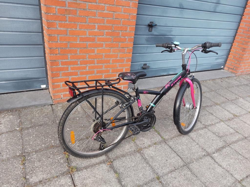 Meisjesfiets, Fietsen en Brommers, Ophalen, B-twin, Velgrem, Versnellingen
