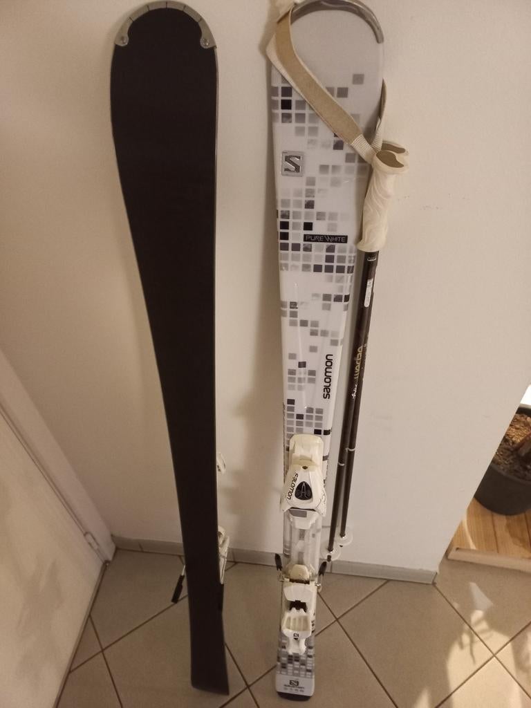 Ski's + stokken + skibotten, Ophalen, Salomon, Zo goed als nieuw, Ski's