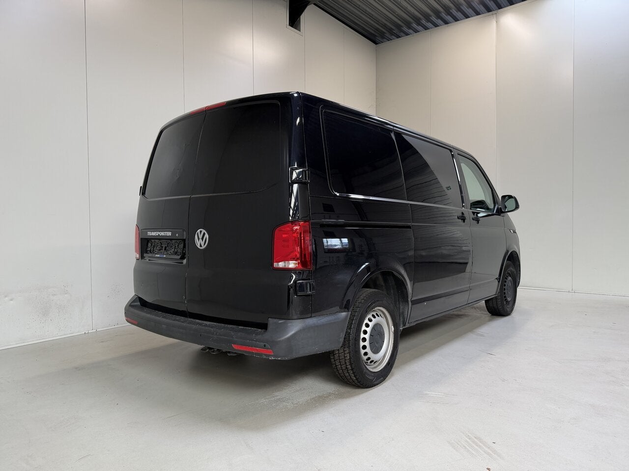 Volkswagen T6 2.0 TDI Man. - 3pl - Airco - Radio - Goede st, Euro 6, Zwart, Grijs, Particulier