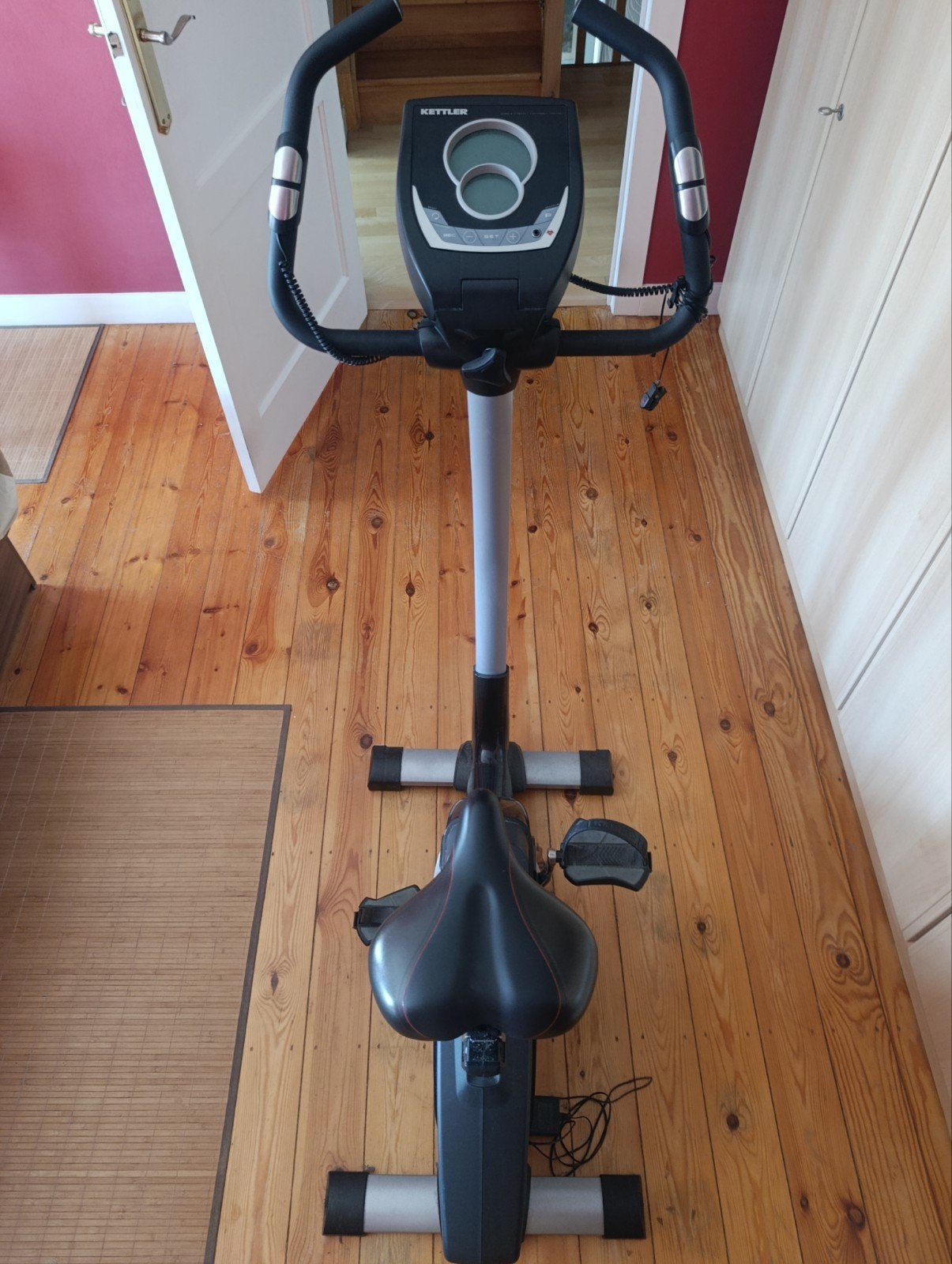 Vélo d'appartement, Sports & Fitness, Appareils de fitness, Jambes, Enlèvement, Utilisé, Vélo d'appartement