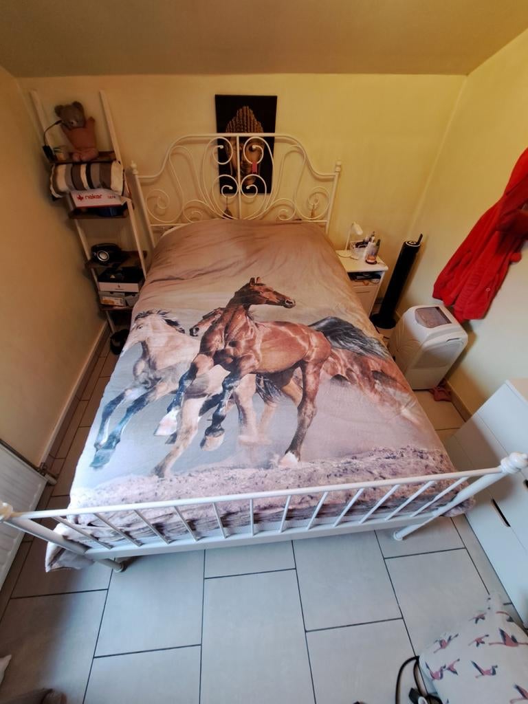 Ikea bed, Ophalen