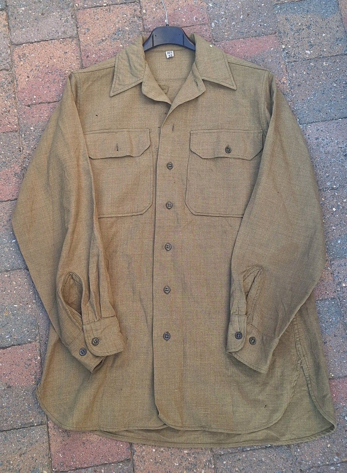 Chemise US, Collections, Enlèvement
