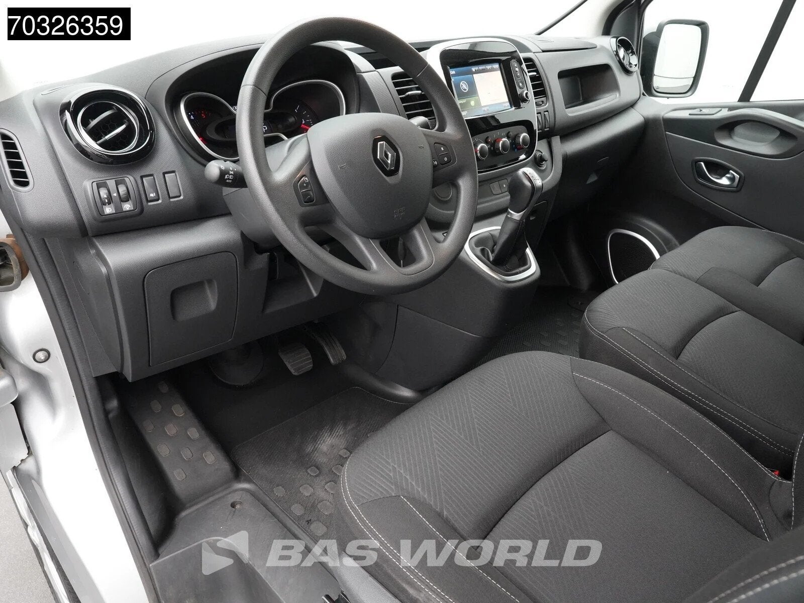 Renault Trafic 145pk Automaat Dubbel Cabine L2H1 Trekhaak LE, Auto's, Automaat, Stof, Gebruikt, 4 cilinders
