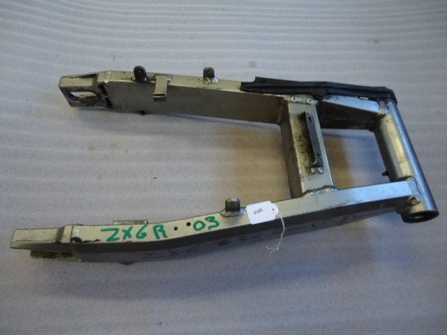 ZX6R 2003 - 2004 Kawasaki Achterbrug D1-10107