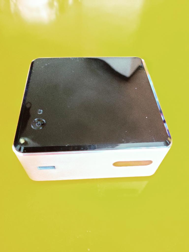 Mini-PC Intel NUC modèle DN2820FYK, Enlèvement ou Envoi, Utilisé