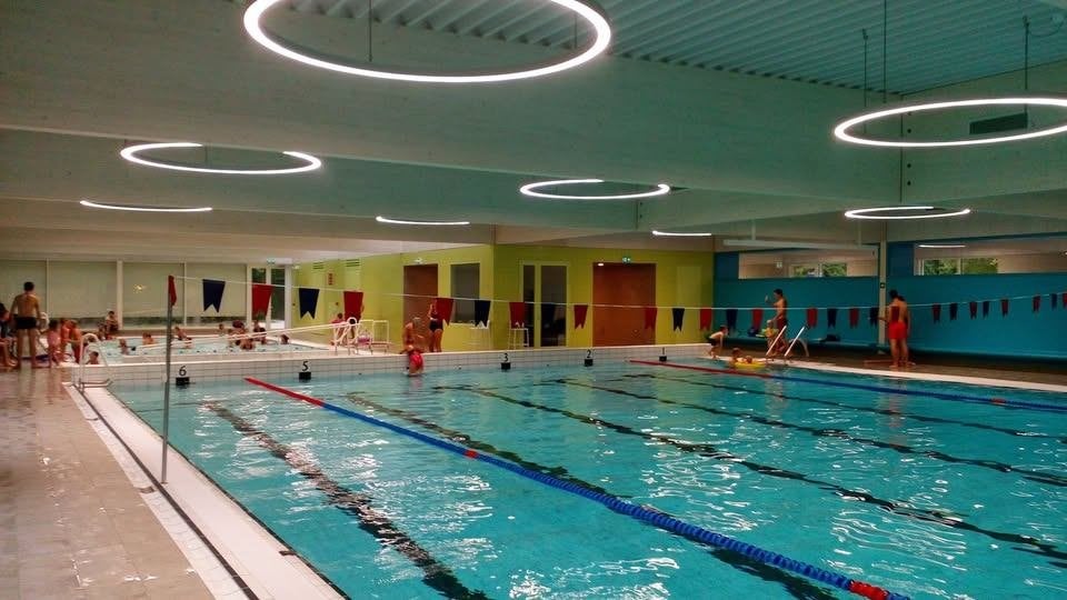 lesgevers voor zwemlessen gezocht, Offres d'emploi, Emplois | Emplois Autre, Horaire variable, Premier Emploi, Autres formes, Convient comme travail d'appoint