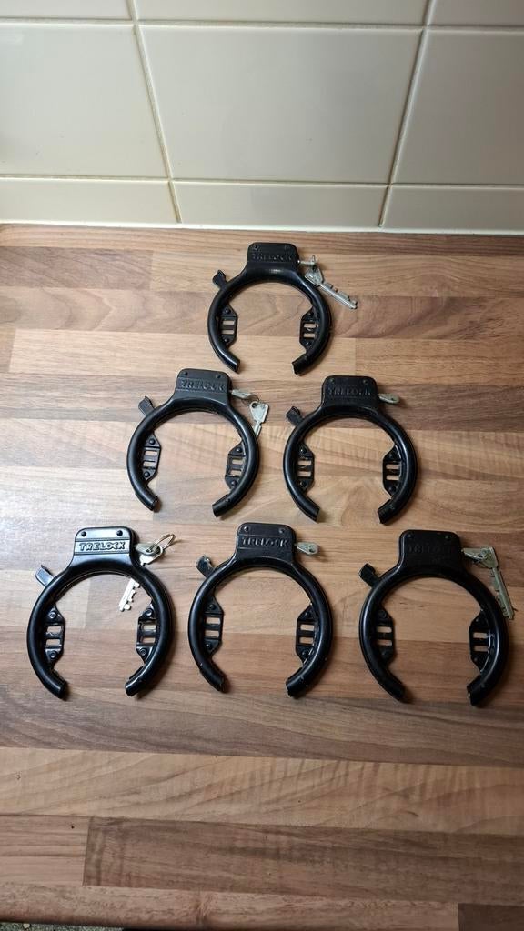 Le prix des anciennes serrures à anneau Trelock est par pièc, Enlèvement