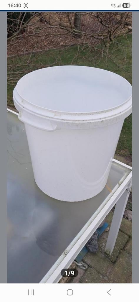 Emmers,potten,tonnen 30 á 35 liter met deksel, Enlèvement, Avec couvercle