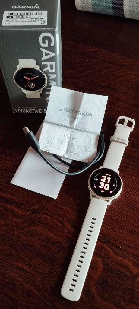 Garmin Vivoactive 5 - Montre quasi neuve, Bijoux, Sacs & Beauté, Montres connectées, Enlèvement, État, Comme neuf