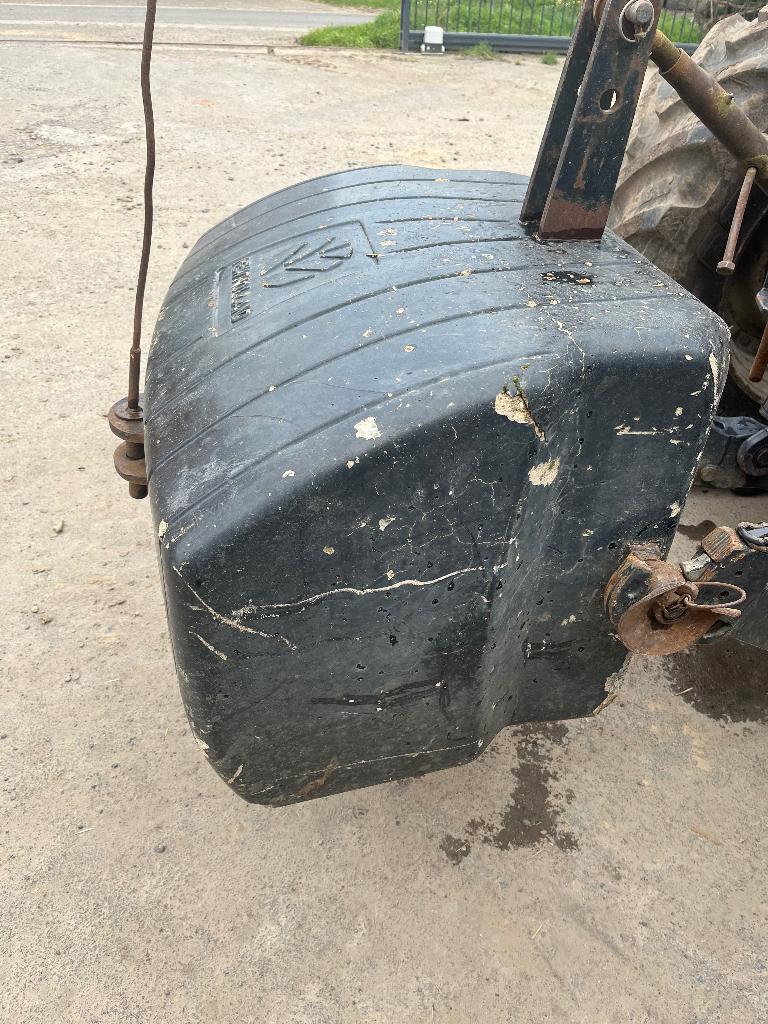 Masse New Holland 900 kg, Ophalen, New Holland