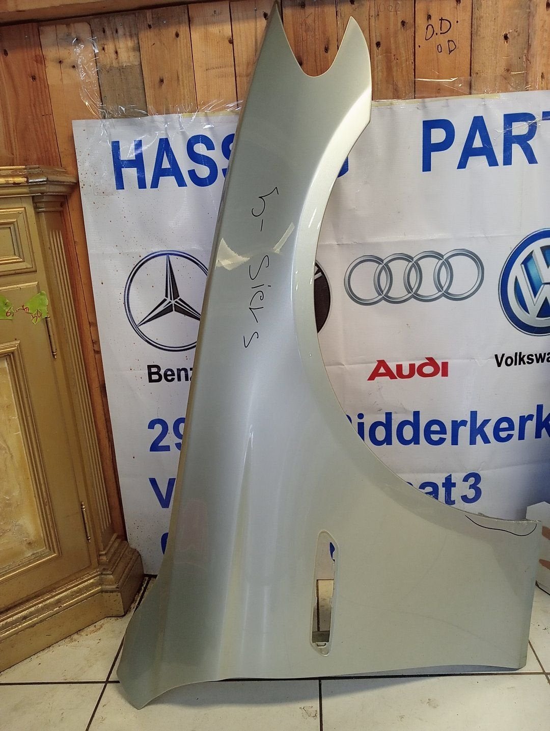 Scherm rechts-voor van een BMW 5-Serie, Auto-onderdelen, Gebruikt, -, -, Links