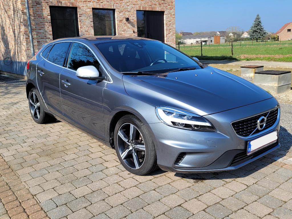 Volvo V40 R-Design, Auto's, Volvo, Particulier, V40, ABS, Airbags, Airconditioning, Alarm, Bluetooth, Boordcomputer, Centrale vergrendeling