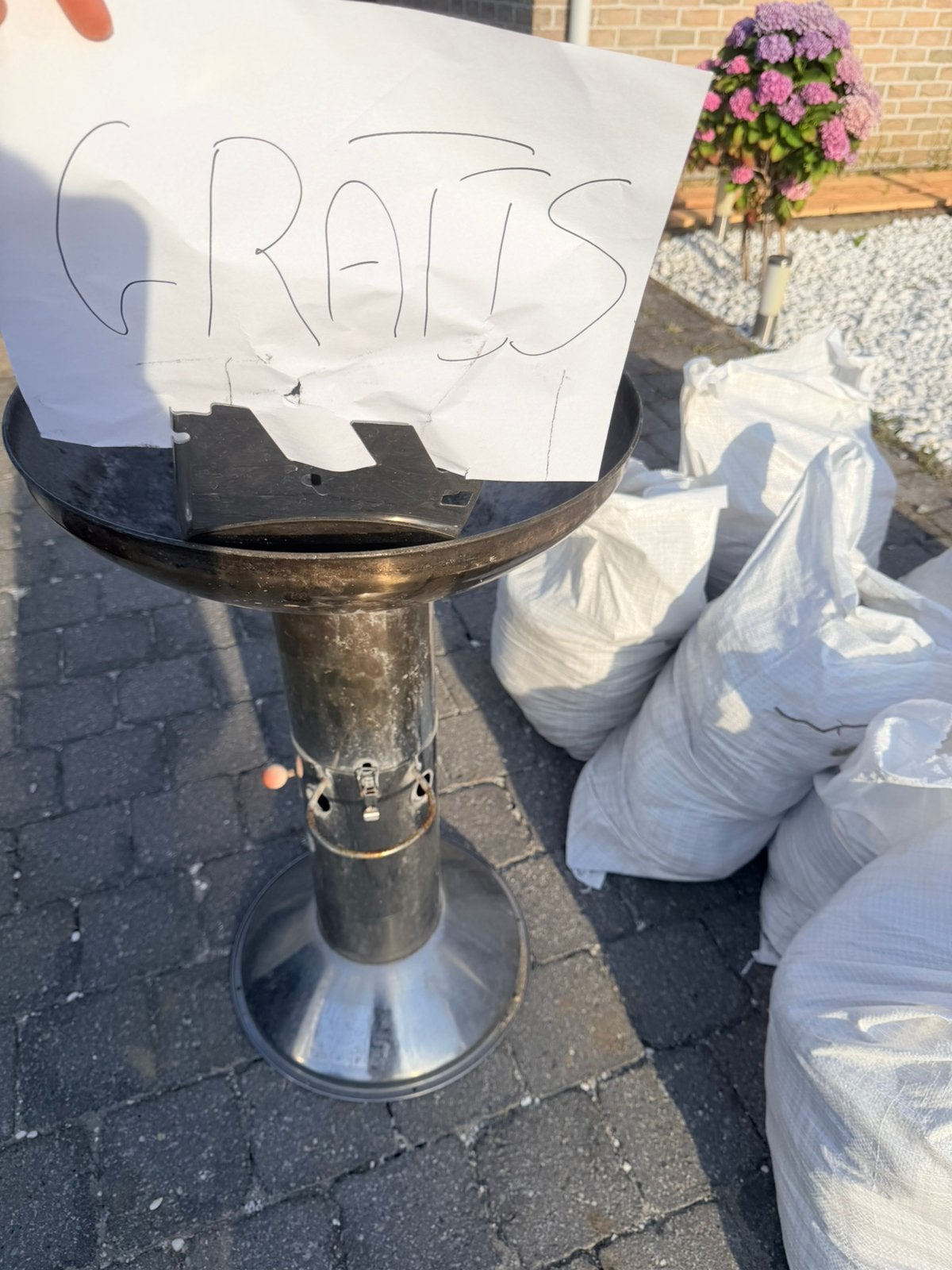 Gratis Barbecue, Enlèvement ou Envoi, Comme neuf