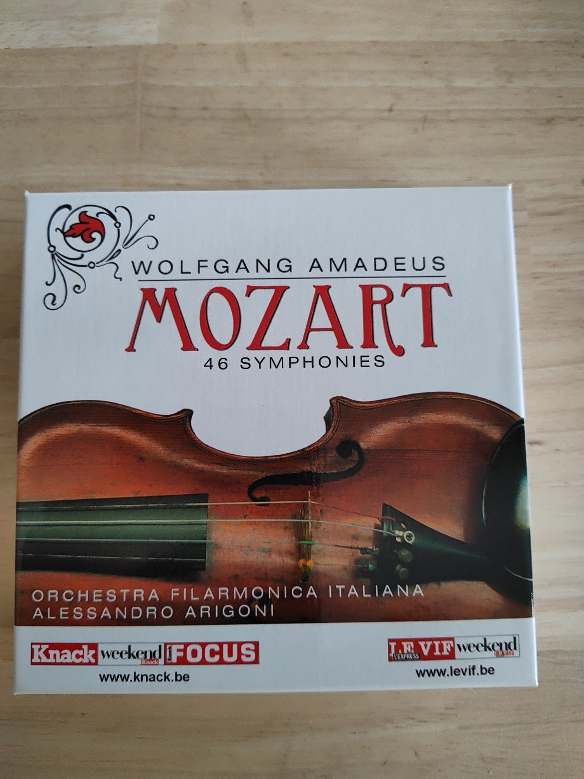 Speciale 'Mozart 46 symphonies' CD box, Enlèvement ou Envoi, Comme neuf, Coffret, Mozart