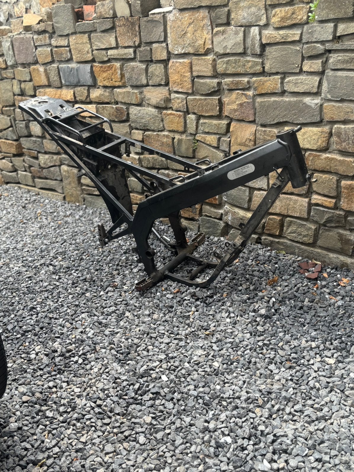 Zwart frame voor derbi senda 50 (klasse b) /gilera chassis, Fietsen en Brommers, Ophalen of Verzenden, Zo goed als nieuw, Frame
